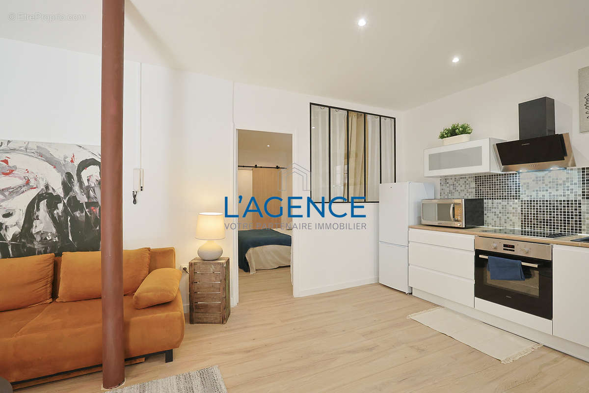 Appartement à HYERES