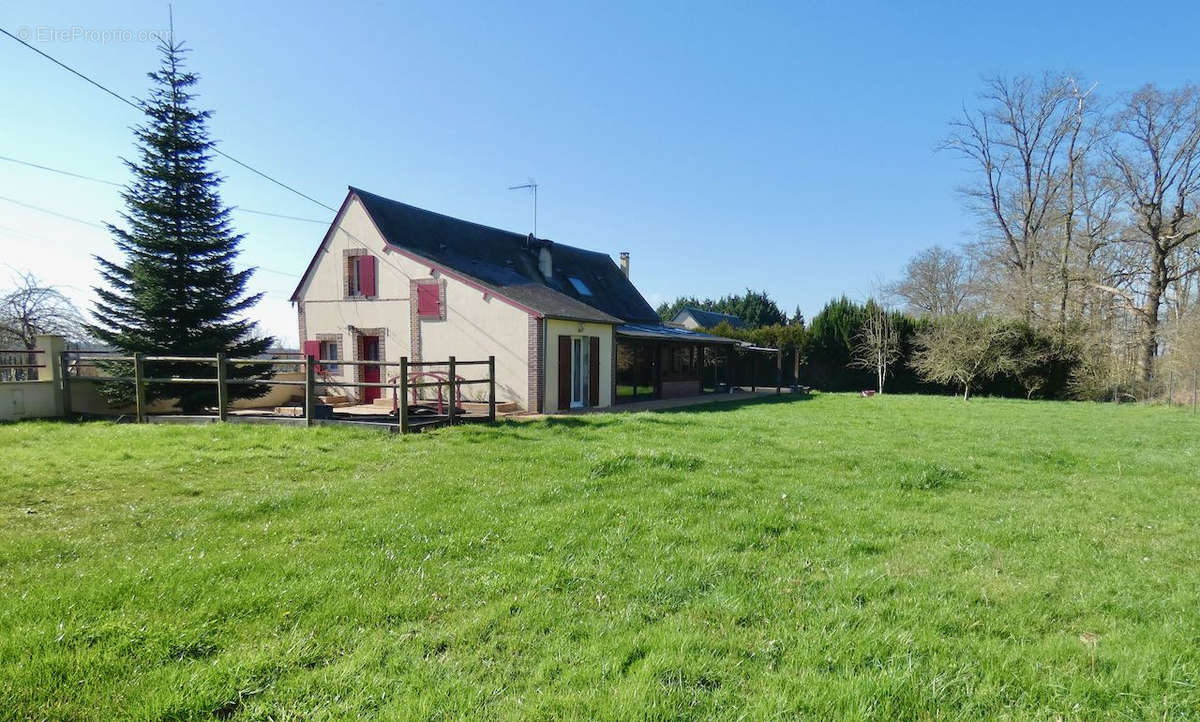 Maison à BRETEUIL