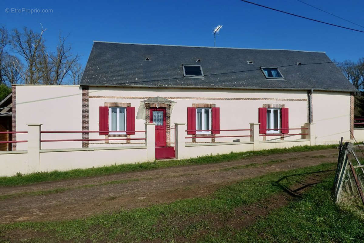 Maison à BRETEUIL