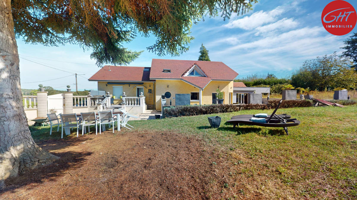 Maison à MONTFERRAND-LE-CHATEAU