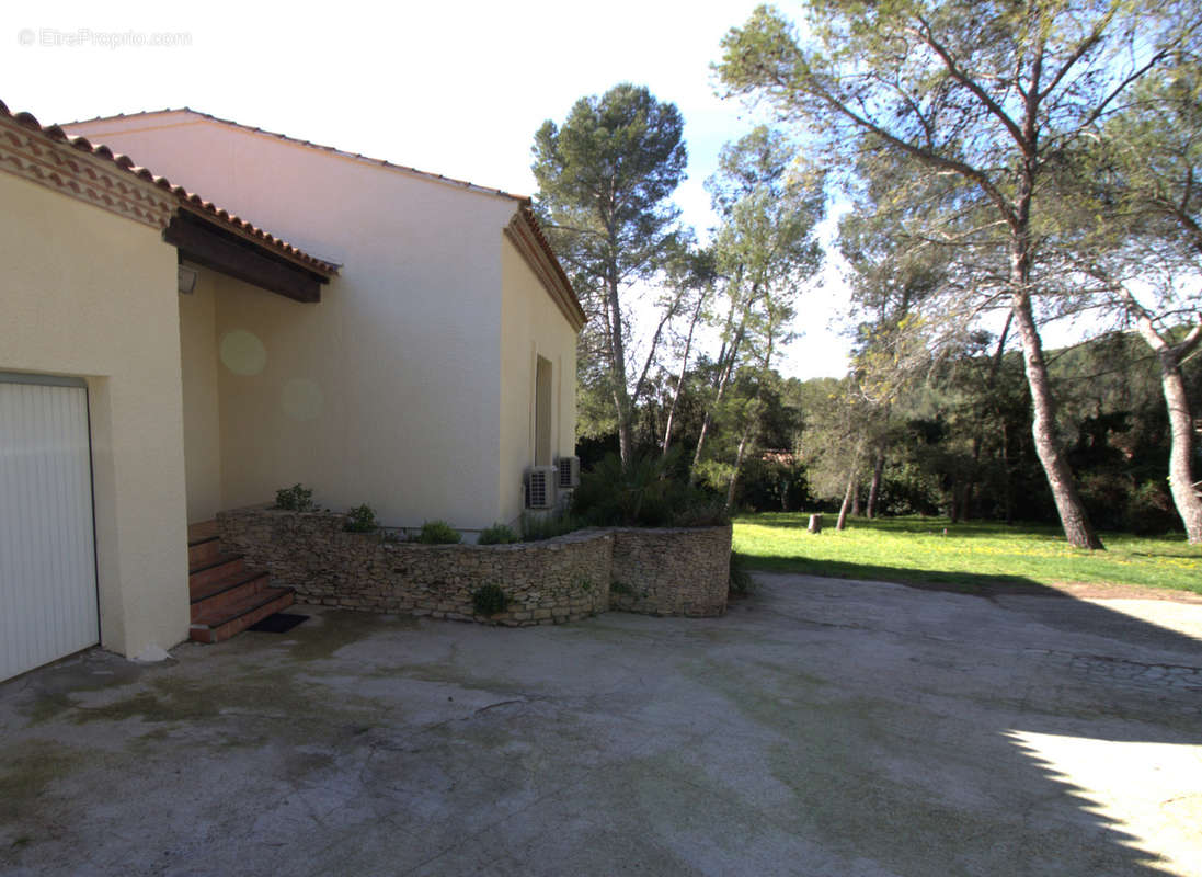 Maison à NIMES