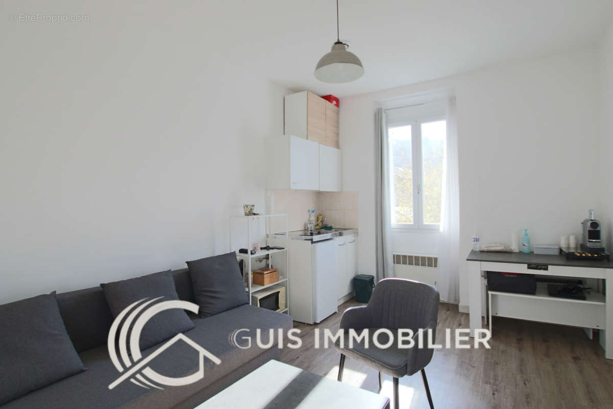 Appartement à MARSEILLE-11E