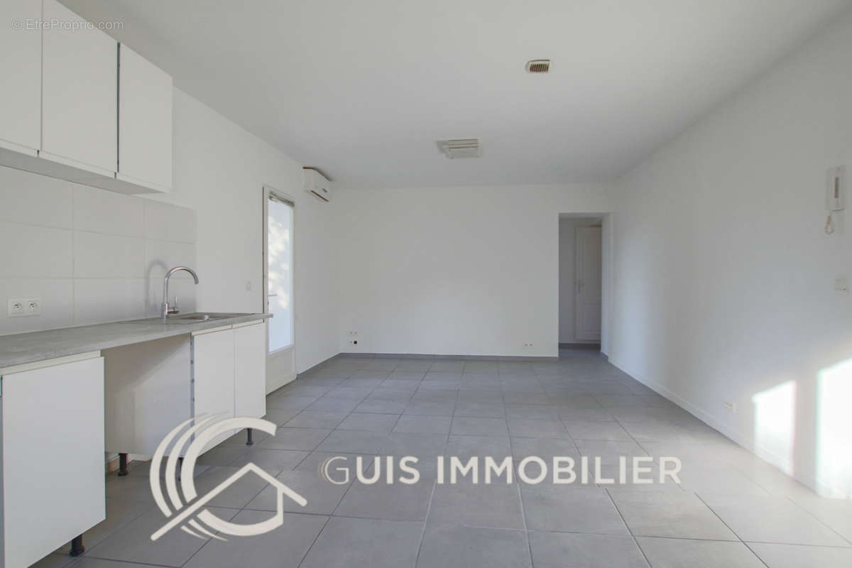 Appartement à MARSEILLE-11E