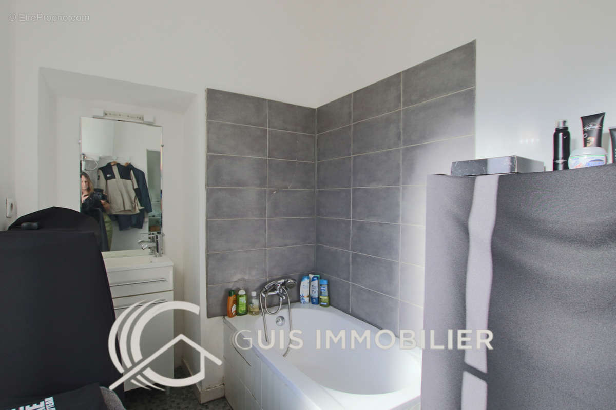 Appartement à MARSEILLE-11E