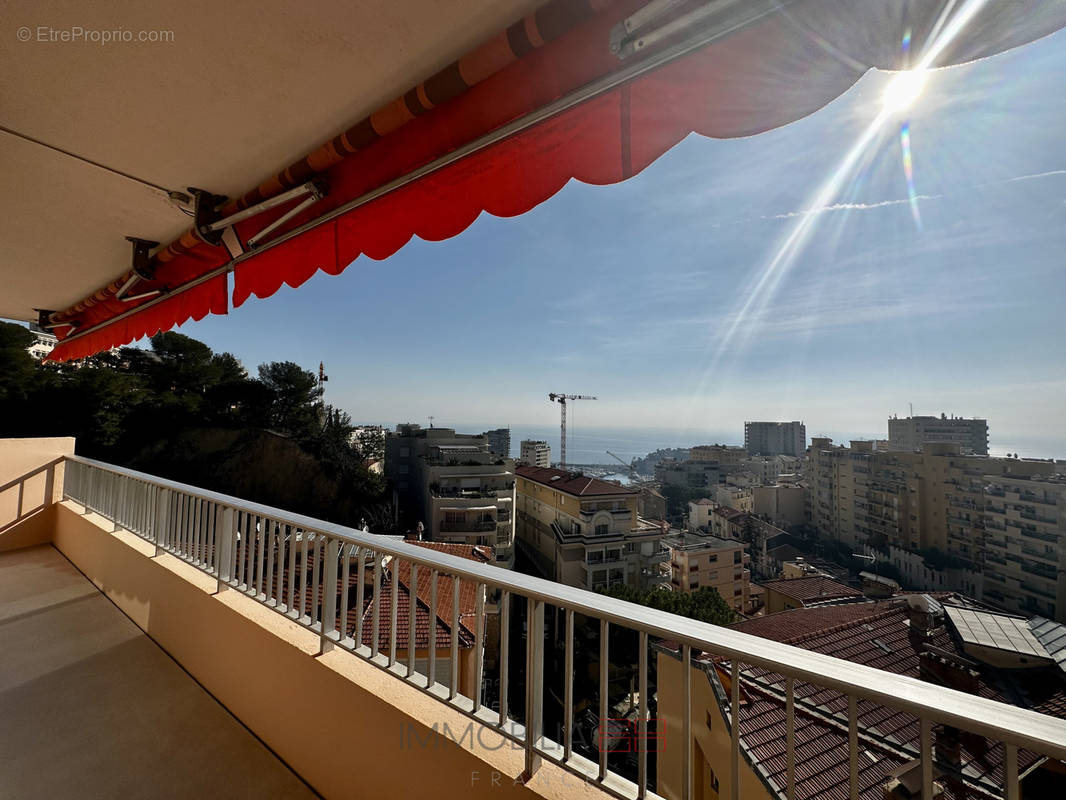 Appartement à BEAUSOLEIL