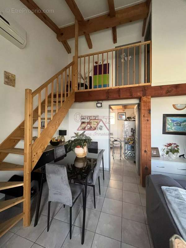 Appartement à COSTA