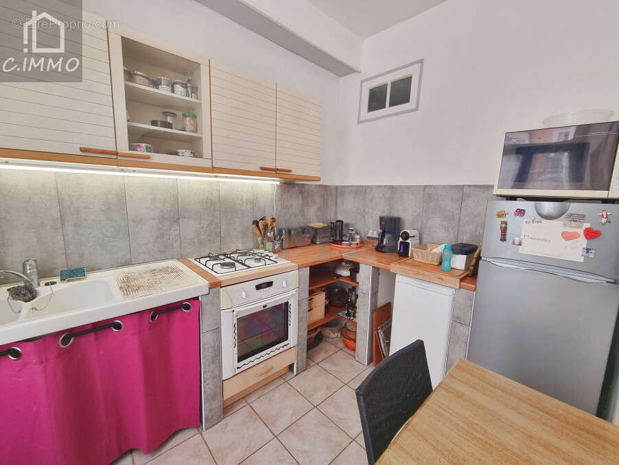 Appartement à LAMALOU-LES-BAINS