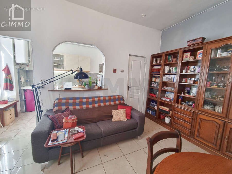 Appartement à LAMALOU-LES-BAINS