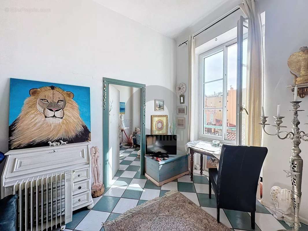 Appartement à MENTON