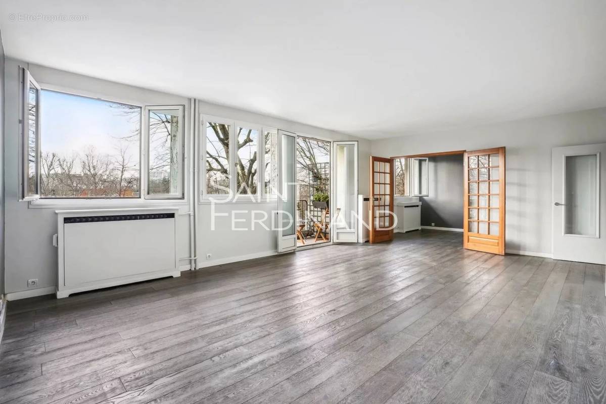 Appartement à NEUILLY-SUR-SEINE