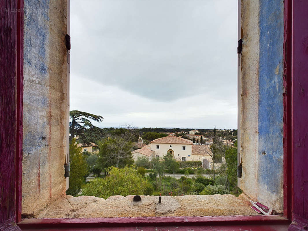 Maison à VILLENEUVE-LES-AVIGNON