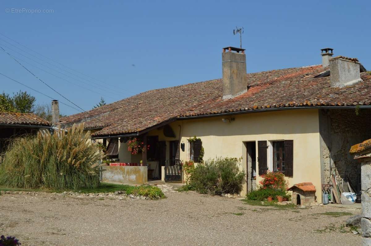 Maison à DURAS