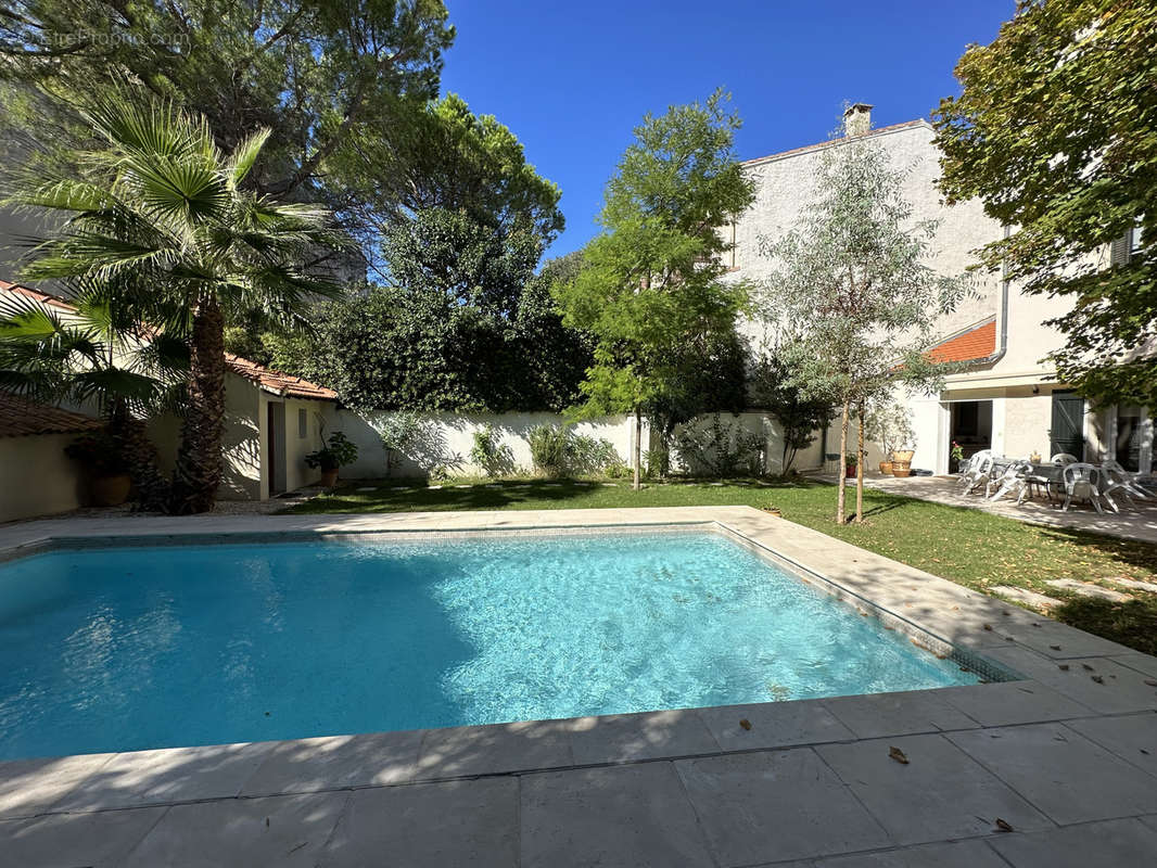 Maison à NIMES