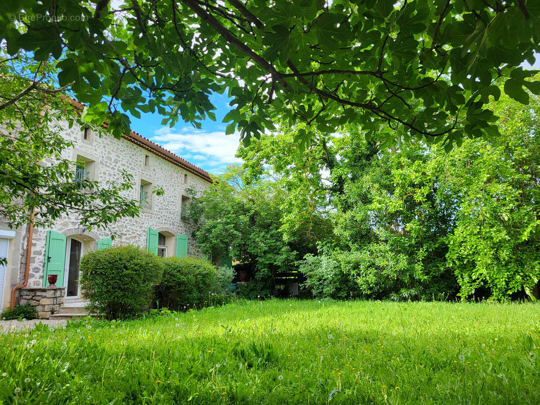 Maison à SAINT-CLEMENT