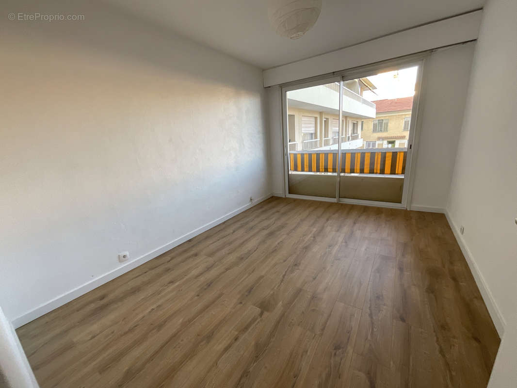 Appartement à CAGNES-SUR-MER