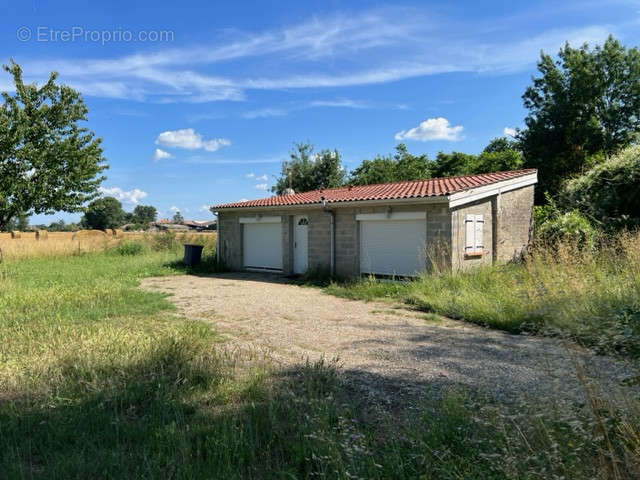 Maison à CASTELSARRASIN