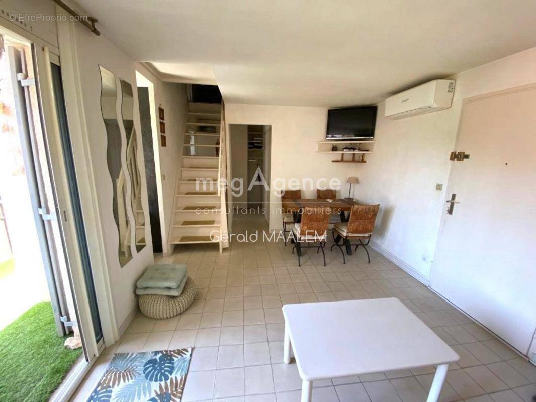 Appartement à LE LAVANDOU