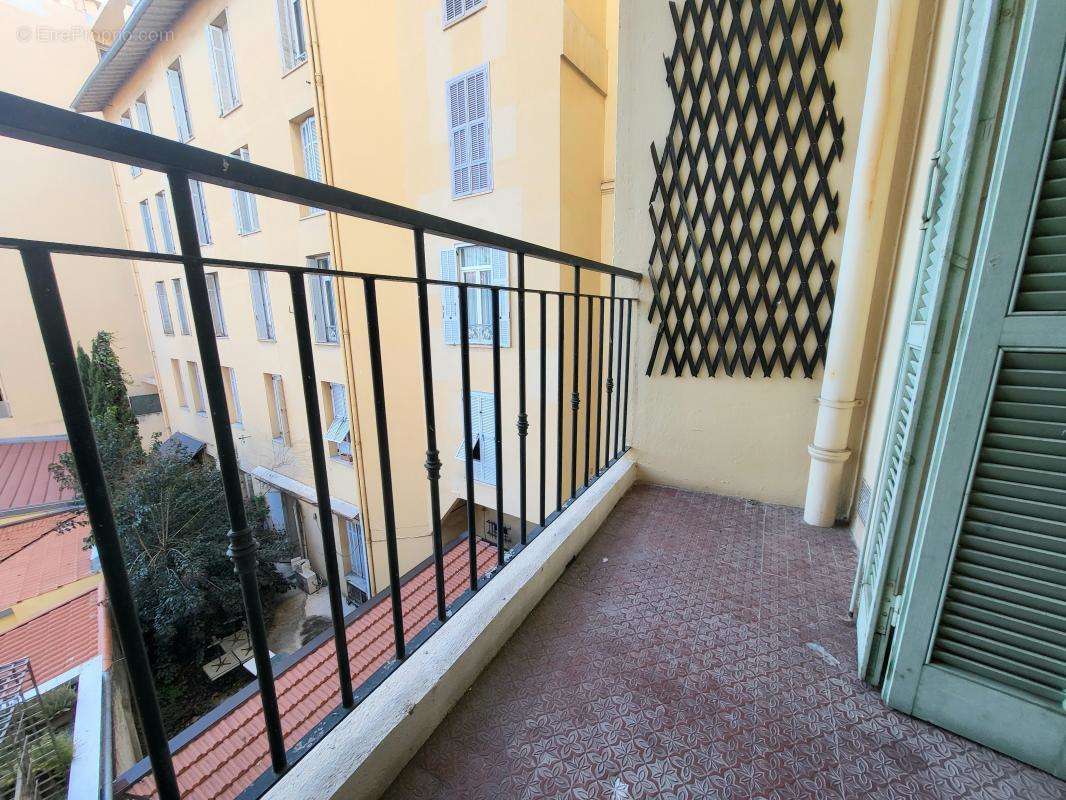 Appartement à MENTON