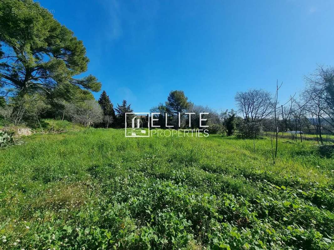 Terrain à GRASSE