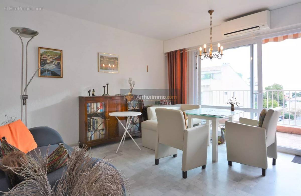 Appartement à FREJUS