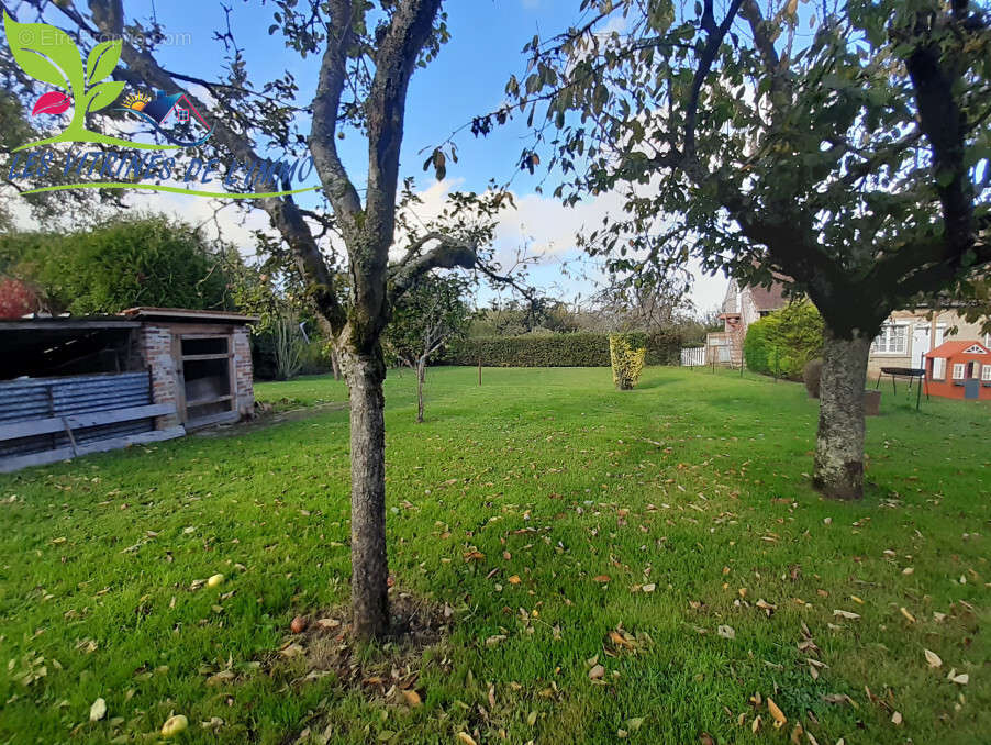 Terrain à BEAUVAIS