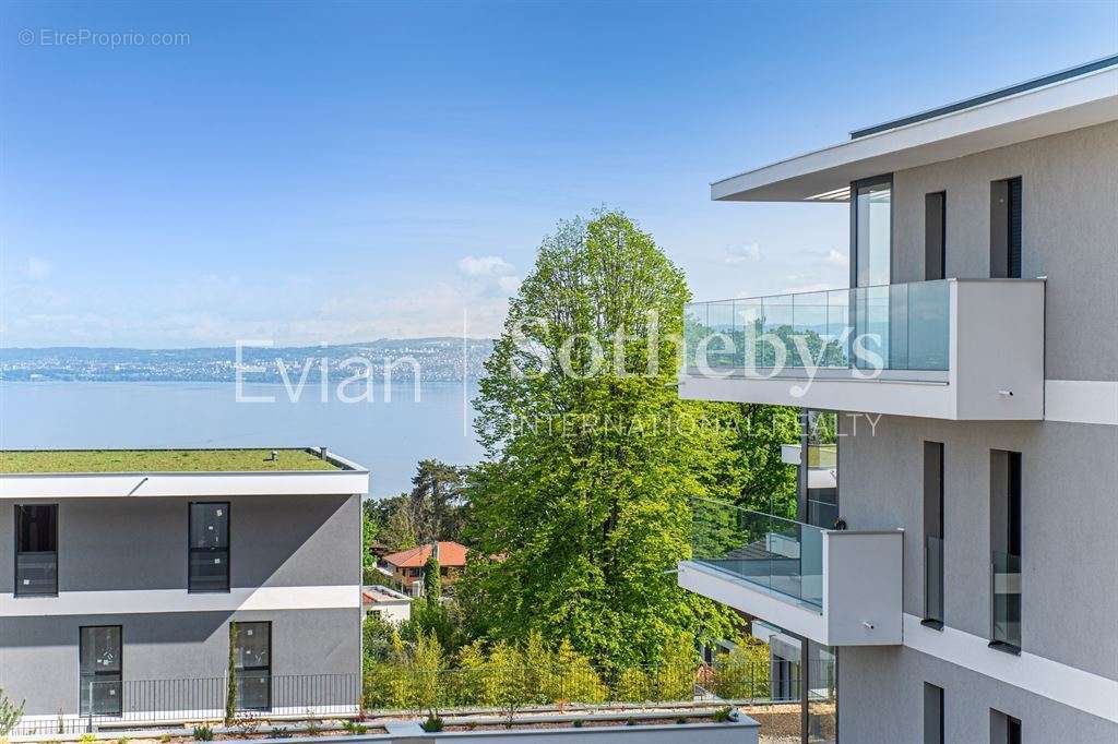 Appartement à EVIAN-LES-BAINS