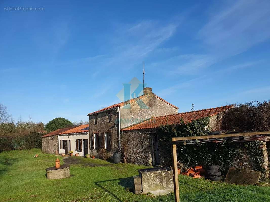 Maison à HAUTE-GOULAINE