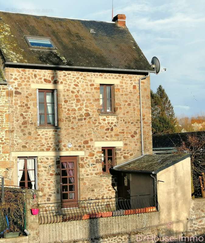 Maison à GORRON