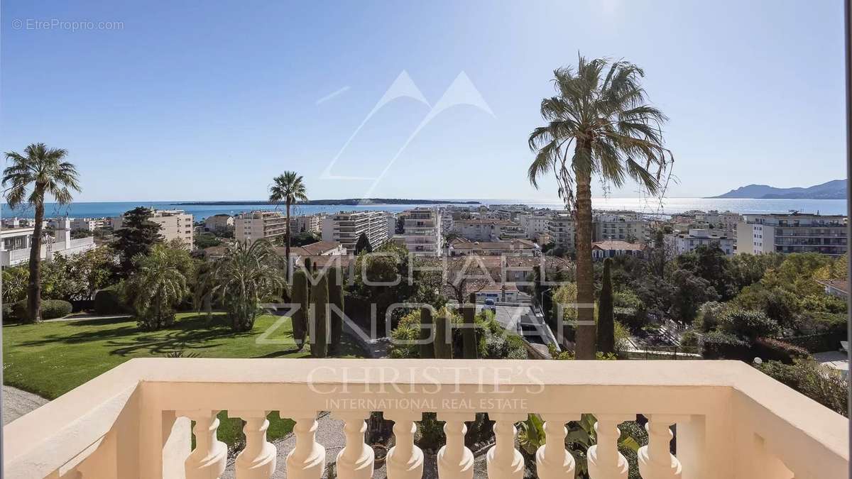 Appartement à CANNES