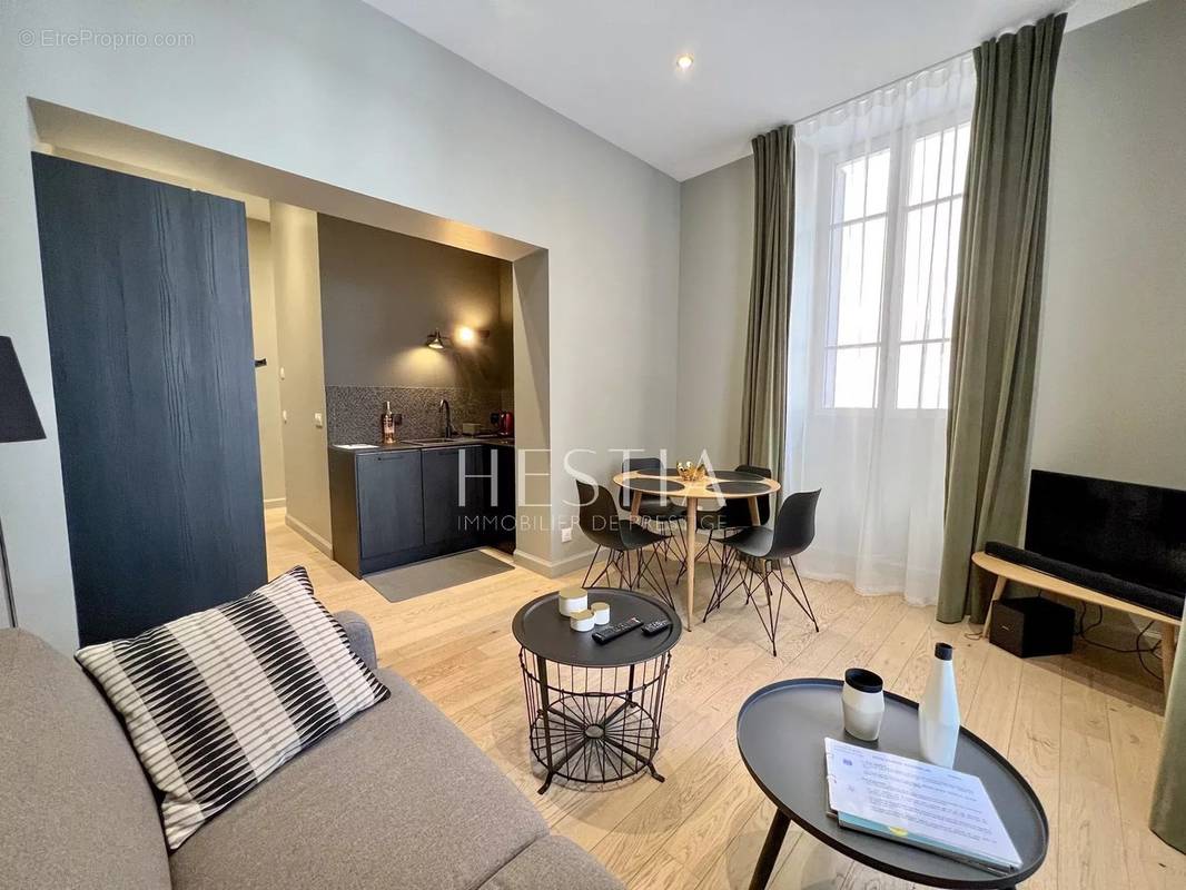 Appartement à AIX-LES-BAINS