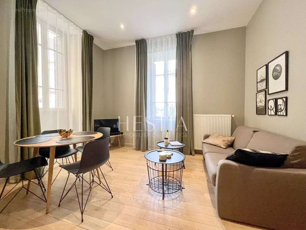 Appartement à AIX-LES-BAINS