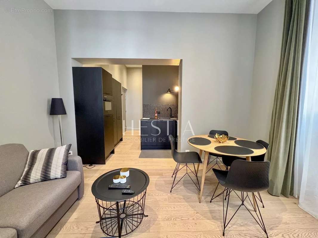 Appartement à AIX-LES-BAINS