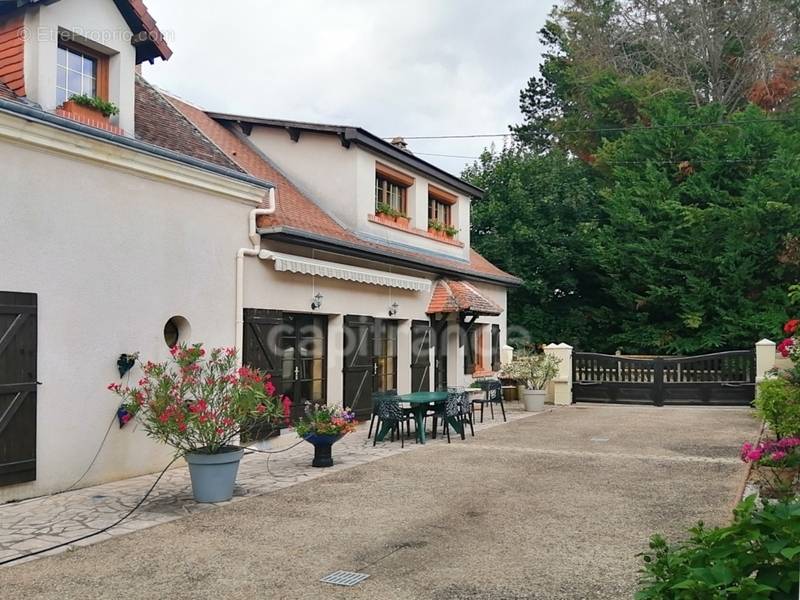 Maison à NOYERS-SUR-CHER