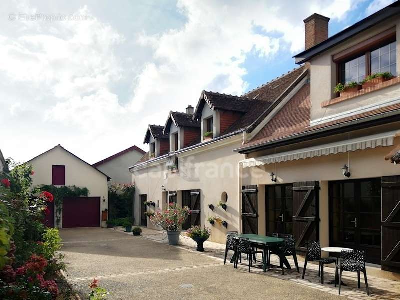 Maison à NOYERS-SUR-CHER