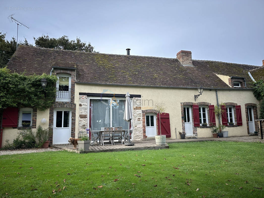 Maison à COURTENAY