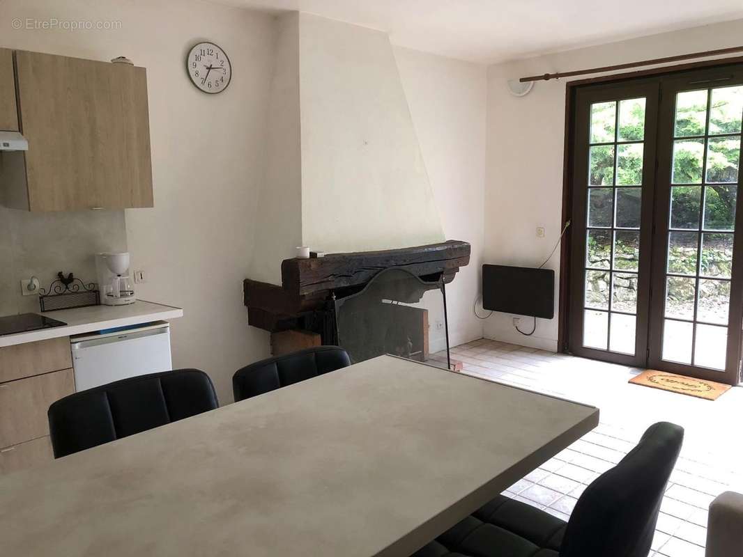 Appartement à SAMOIS-SUR-SEINE