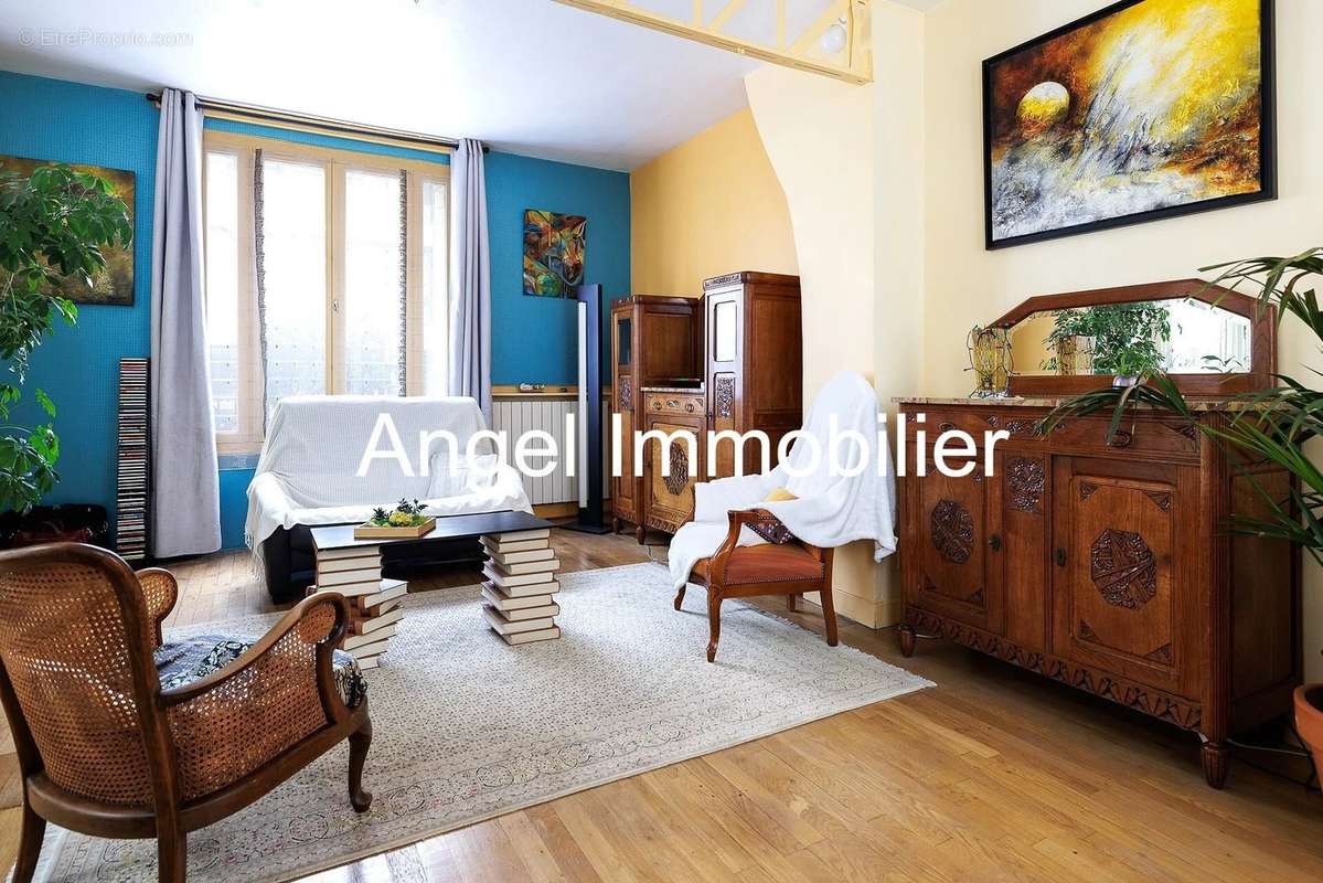 Appartement à PARIS-12E