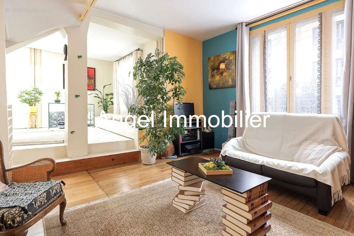 Appartement à PARIS-12E