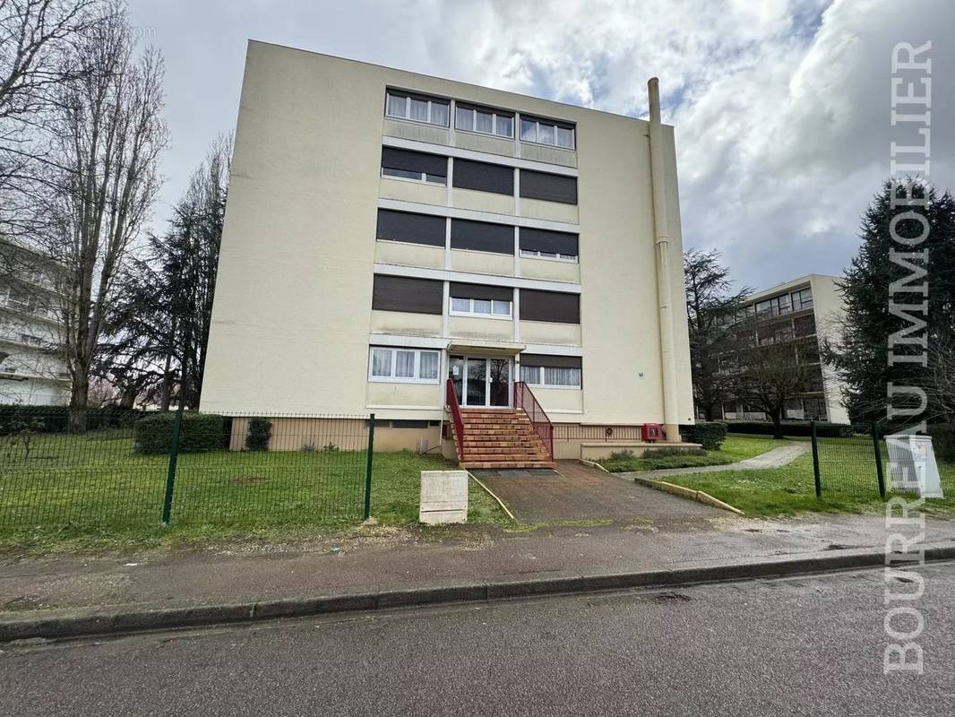 Appartement à JOIGNY