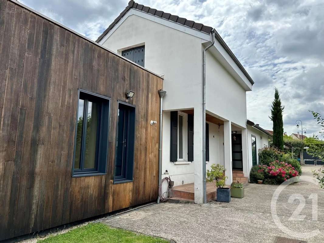 Maison à VILLIERS-SUR-MARNE