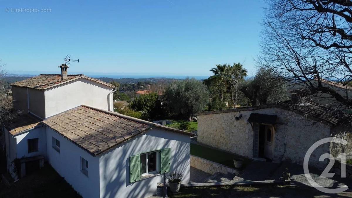 Maison à LE ROURET