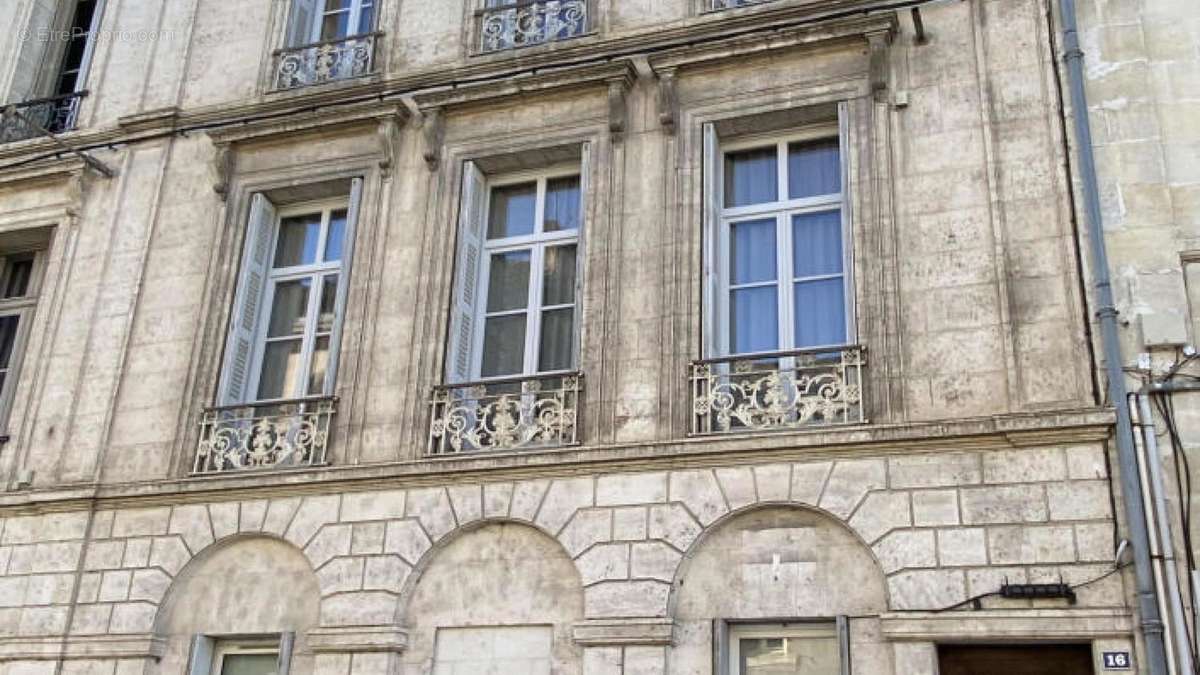 facade 1 - Maison à CHALAIS