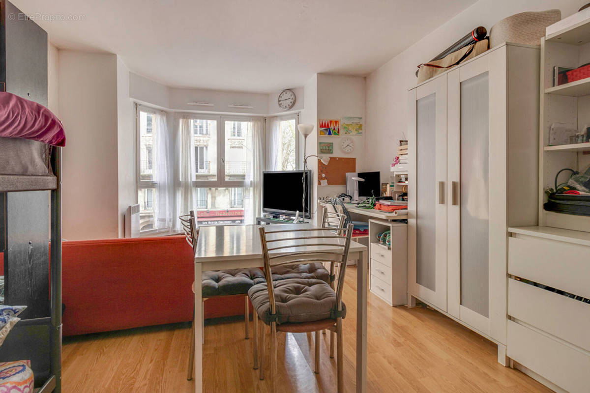 Appartement à PARIS-19E