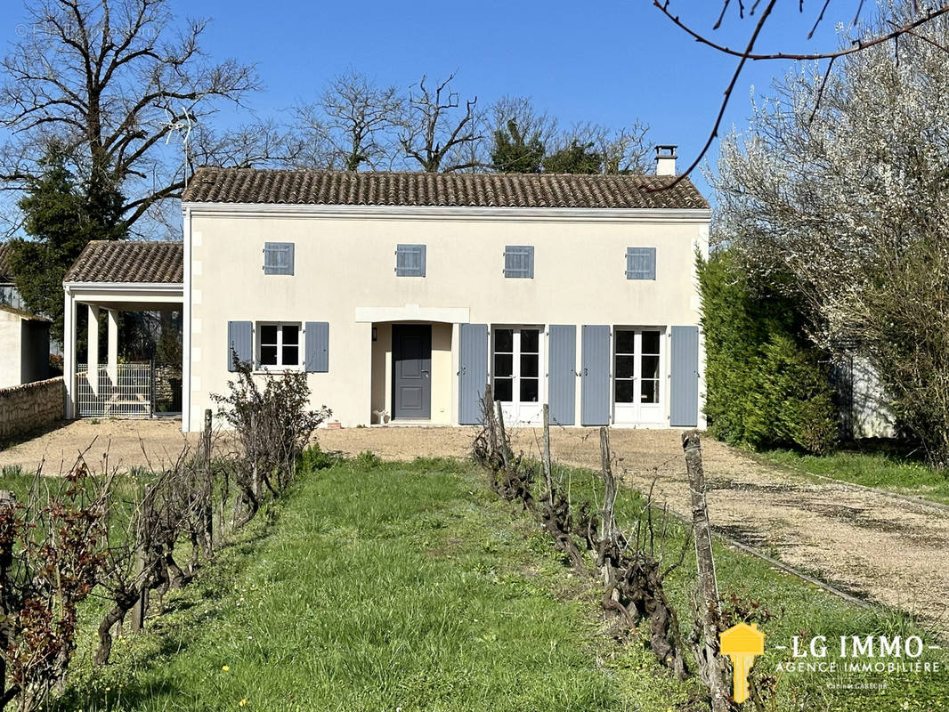 Maison à SAINT-FORT-SUR-GIRONDE