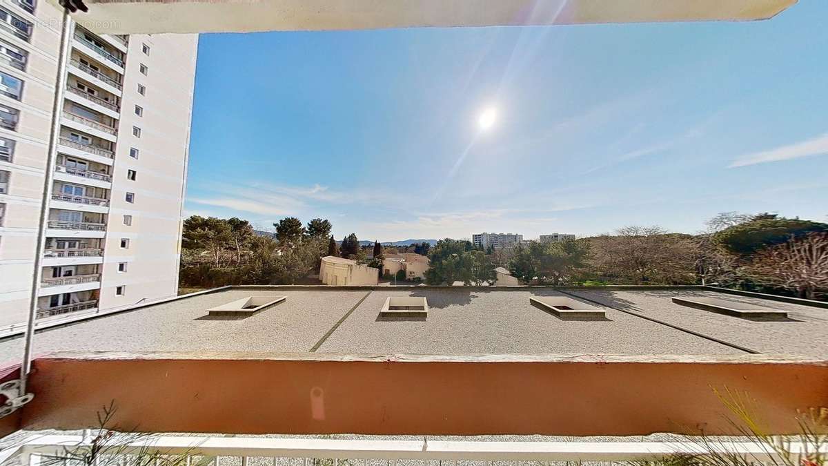 Appartement à MARSEILLE-12E