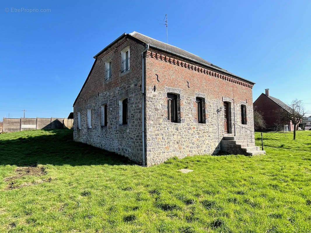 Maison à LE FAVRIL