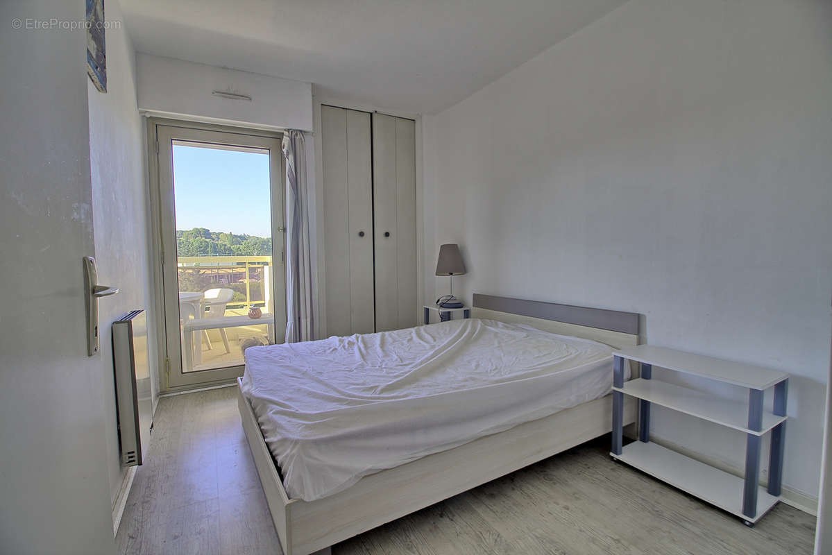 Appartement à VALLAURIS