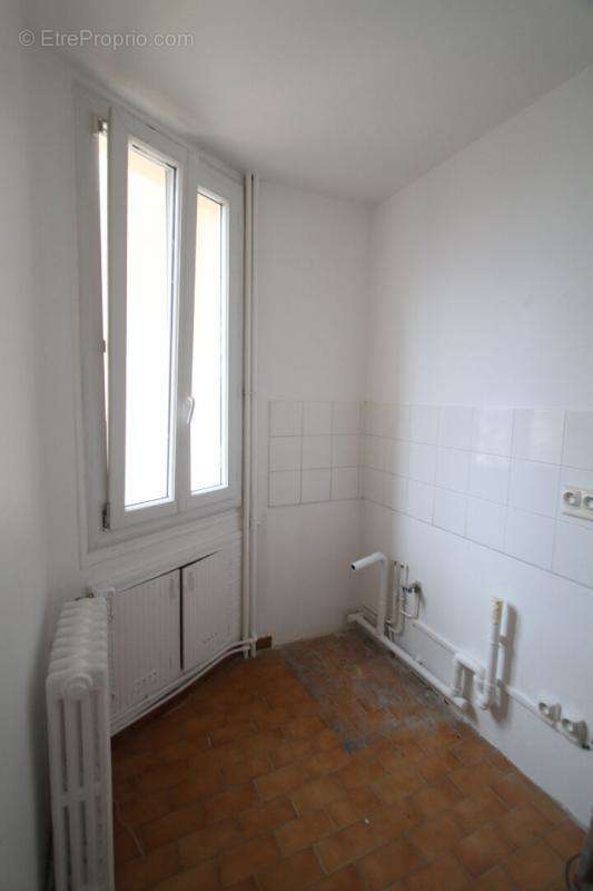 Appartement à LA COURNEUVE