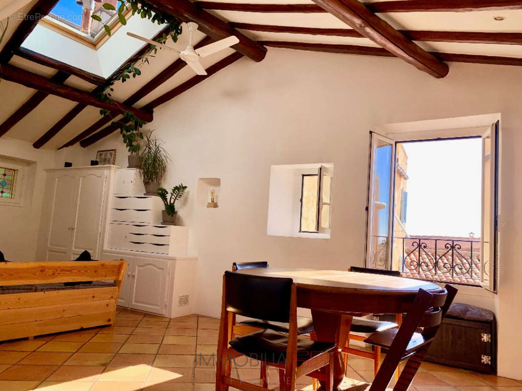 Appartement à ROQUEBRUNE-CAP-MARTIN