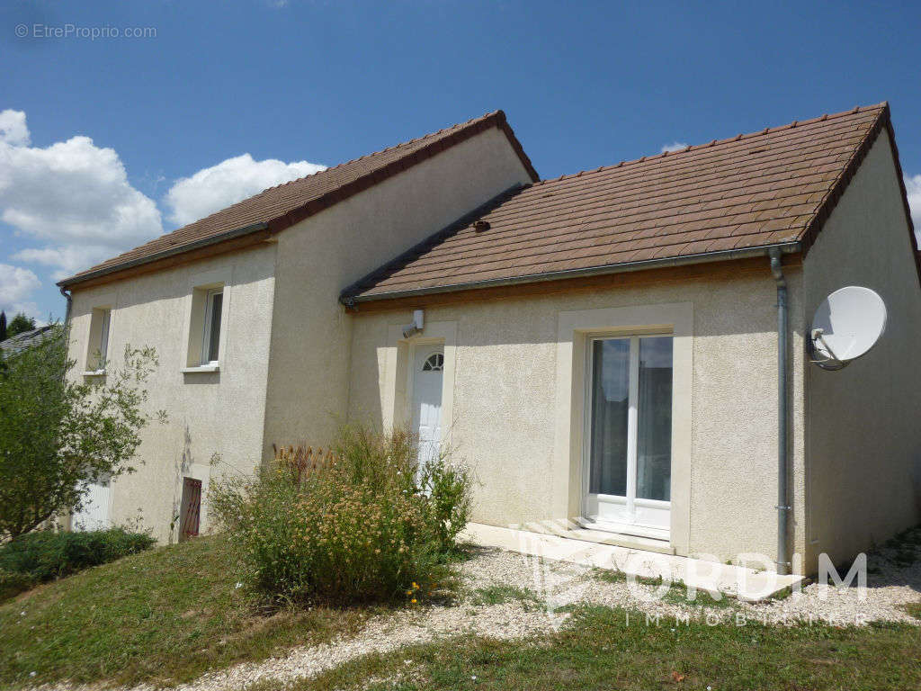 Maison à AUXERRE